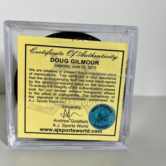 SOLD- Doug Gilmour NHL Toronto Maple Leafs Autographed Puck with HOF Inscription - Picture 4 of 4